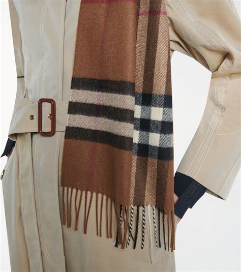 Shop Burberry Giant Check Cashmere Scarf 